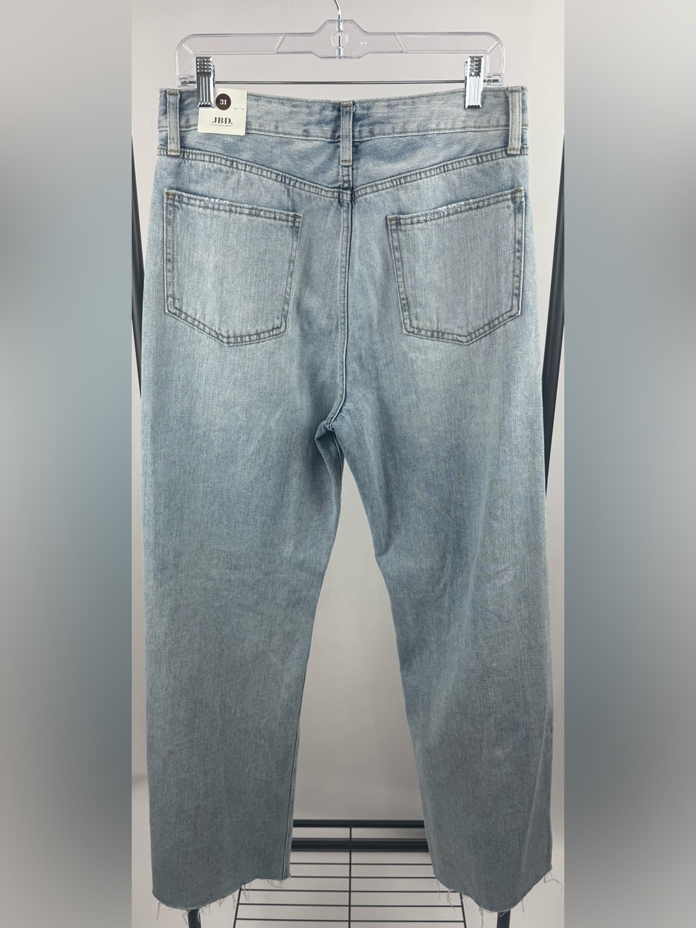 JBD Just Black Denim Distressed Relaxed Straight Leg Jeans Raw Hem Light NWT 31 - Picture 3 of 6